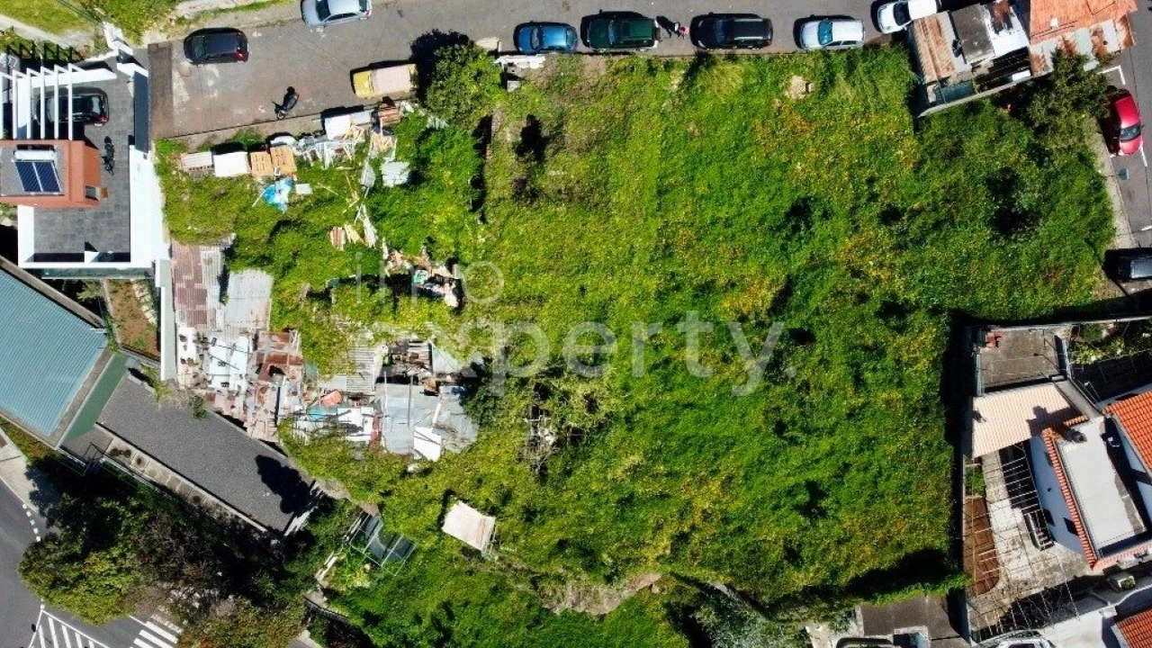 Terreno para Venda em Funchal (São Pedro) Foto 14