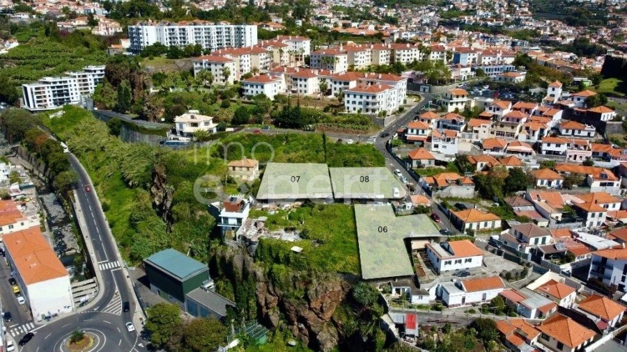 Terreno para Venda em Funchal (São Pedro) Foto 2