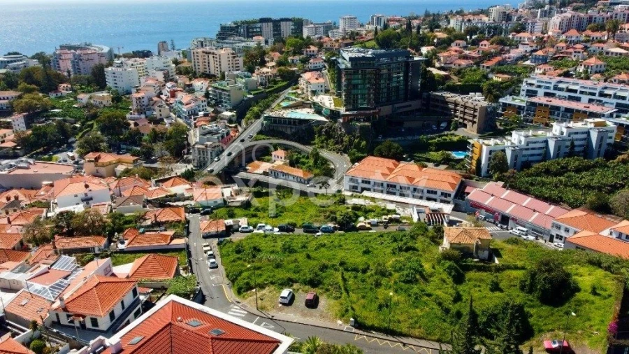 Terreno para Venda em Funchal (São Pedro) Foto 5