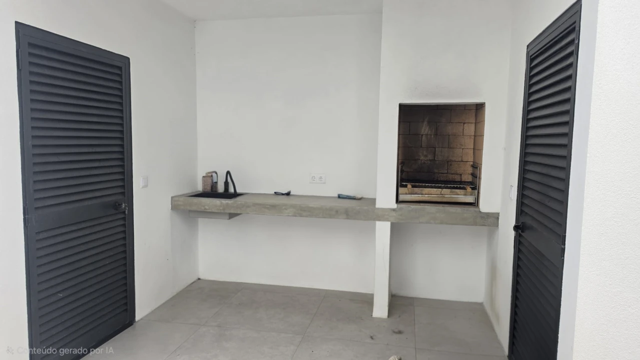 Moradia T3 para Venda em São Vicente Ferreira Foto 37