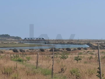 Terreno para Venda em Lagos (São Sebastião e Santa Maria)