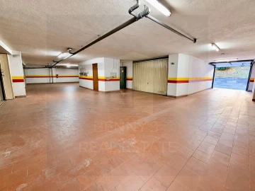 Apartamento T3 para Venda em Massamá e Monte Abraão