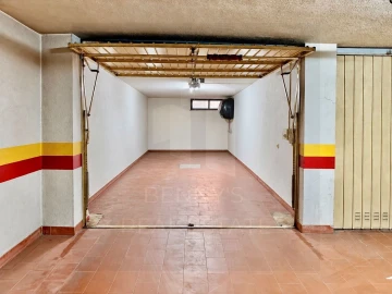 Apartamento T3 para Venda em Massamá e Monte Abraão
