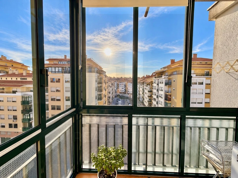 Apartamento T3 para Venda em Massamá e Monte Abraão Foto 11