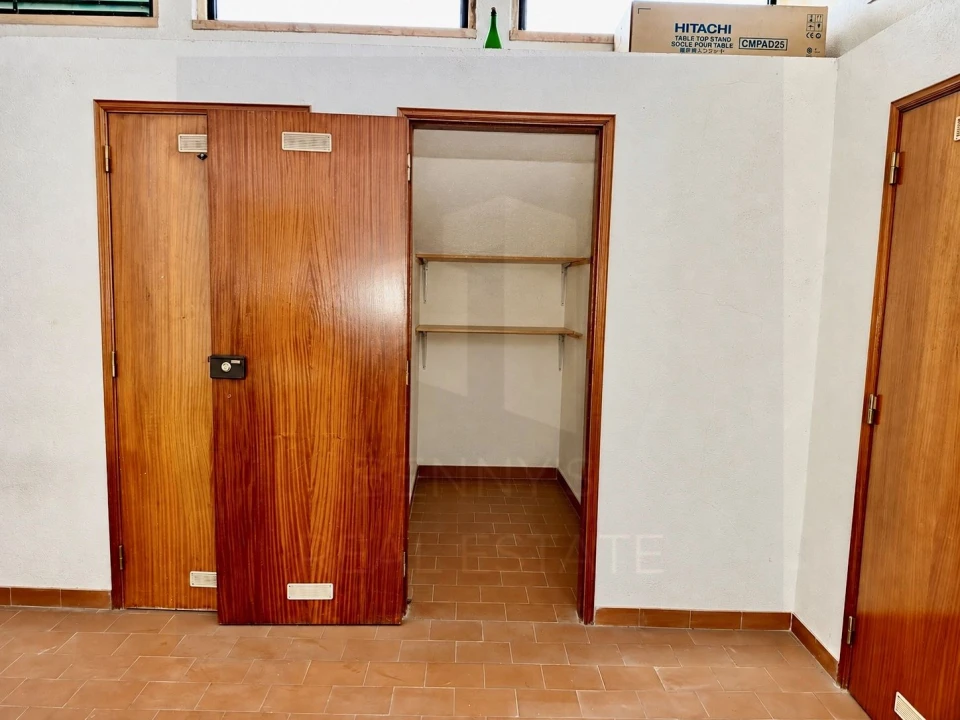 Apartamento T3 para Venda em Massamá e Monte Abraão Foto 32