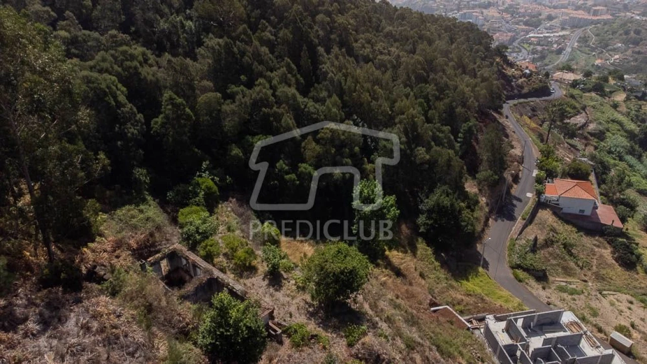 Moradia T3 para Venda em Caniço Foto 7