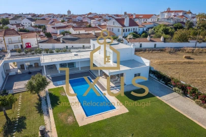 Moradia T4 para Venda em Vimieiro