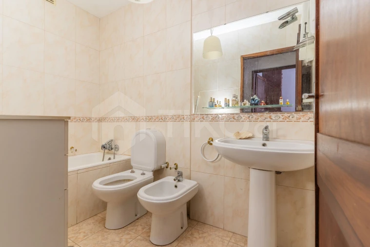 Apartamento T2 para Venda em Cedofeita, Santo Ildefonso, Sé, Miragaia, São Nicolau e Vitória Foto 17