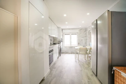 Apartamento T3 para Venda em Alcochete