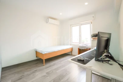 Apartamento T3 para Venda em Alcochete