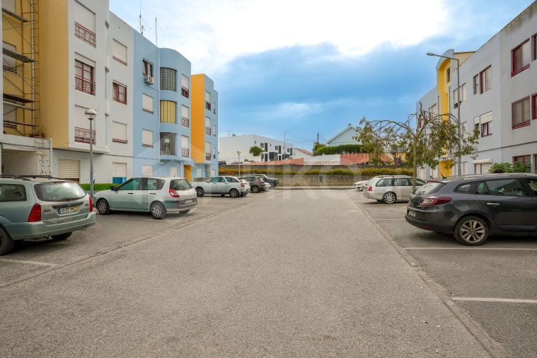 Apartamento T3 para Venda em Alcochete Foto 29