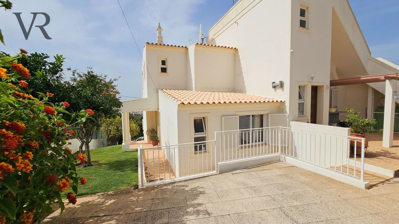 Moradia T3 para Venda em Silves Foto 31