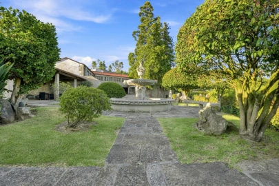 Quinta T8 para Venda em Manhente