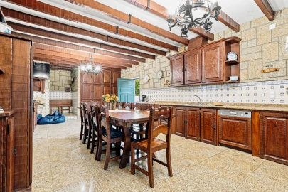Quinta T8 para Venda em Manhente