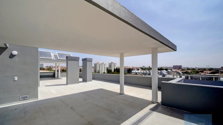 Apartamento T3 para Venda em Carcavelos e Parede