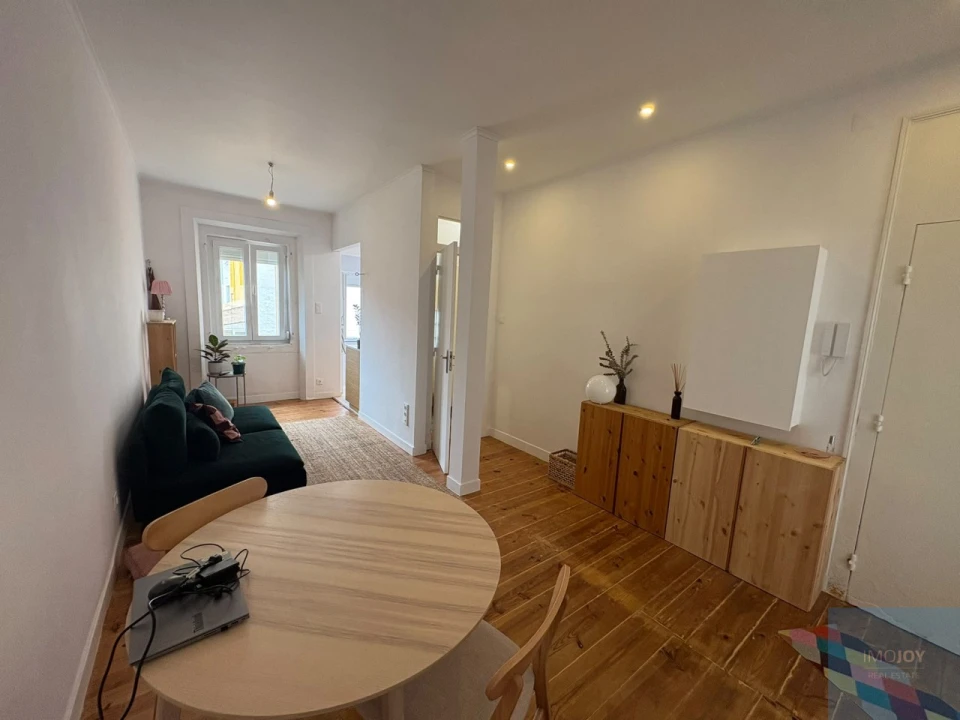 Apartamento T1 para Venda em Arroios Foto 3