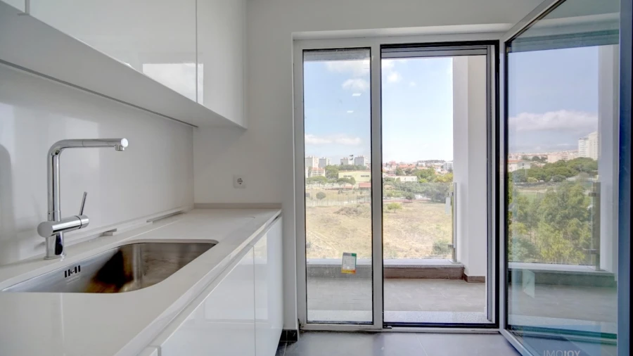 Apartamento T3 para Venda em Carcavelos e Parede