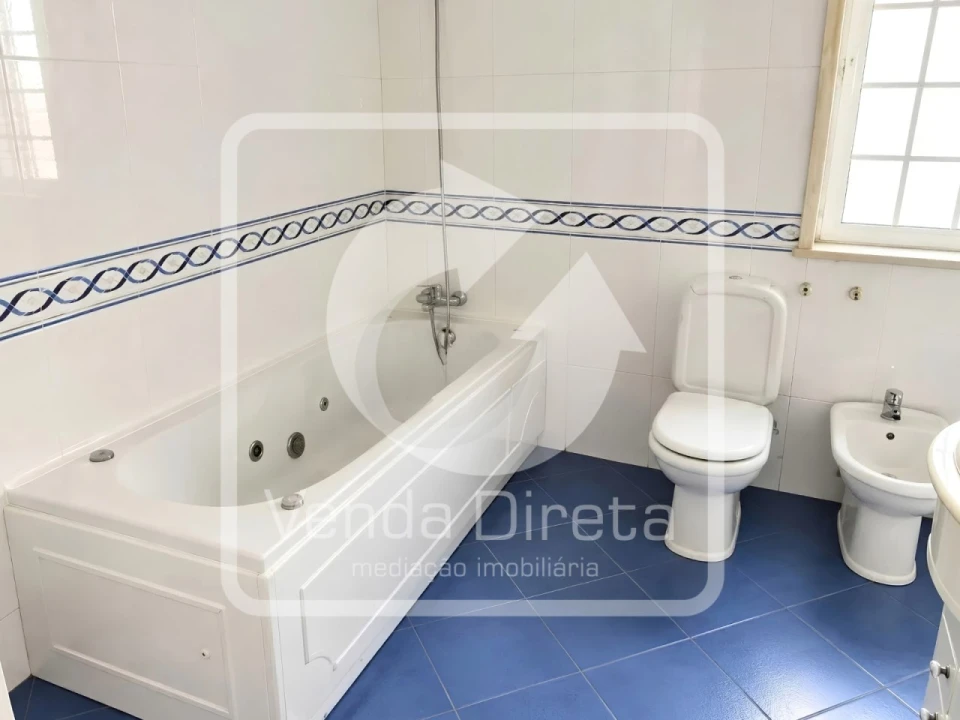 Moradia T3 para Venda em Alverca do Ribatejo e Sobralinho Foto 5