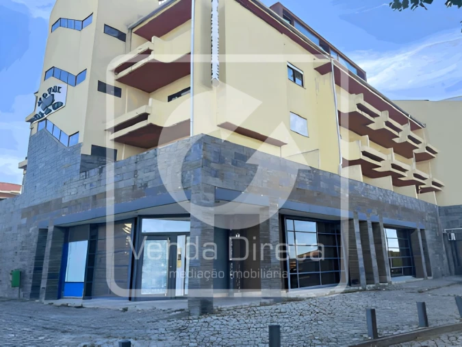 Loja para Venda em Vila Nova de Foz Côa Foto 3