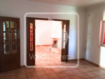 Moradia T4 para Venda em Alcanhões