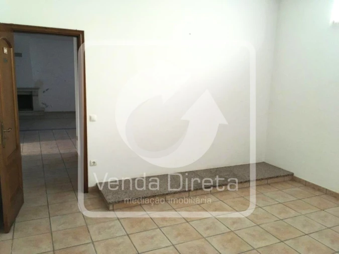 Moradia T4 para Venda em Alcanhões Foto 15