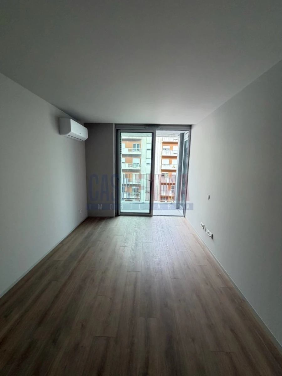 Apartamento T1 para Venda em São Vitor (Braga) Foto 6