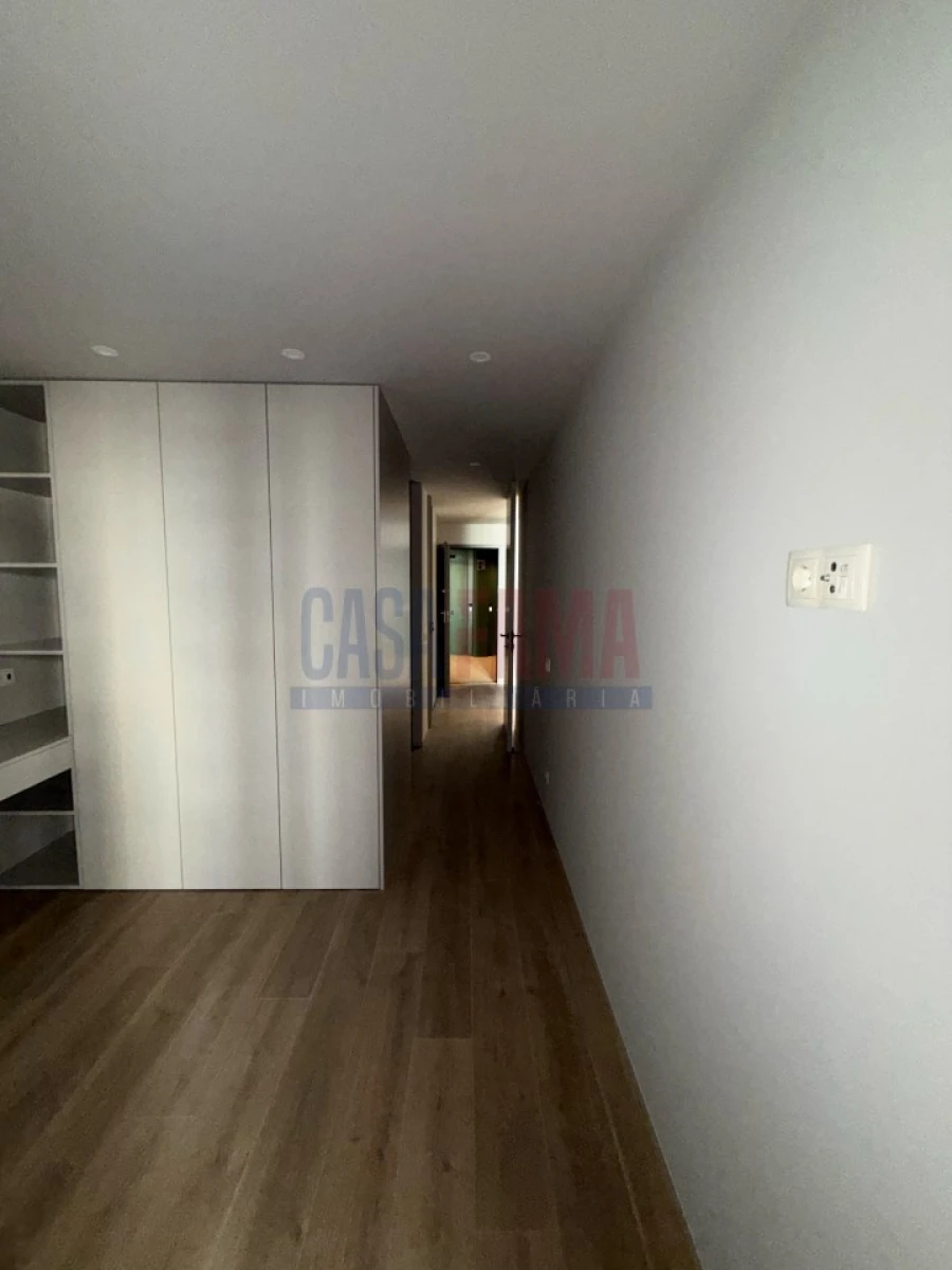 Apartamento T1 para Venda em São Vitor (Braga) Foto 8