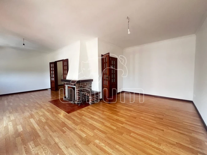 Apartamento T4 para Venda em Santa Maria Maior e Monserrate e Meadela Foto 3