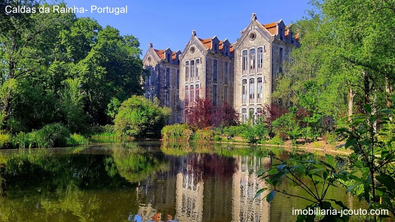Terreno para Venda em Tornada e Salir do Porto Foto 21