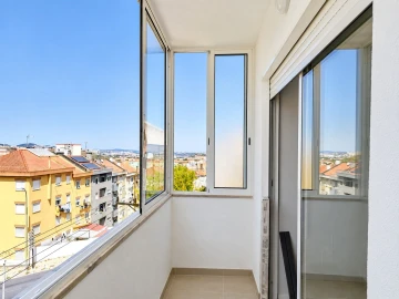 Apartamento T2 para Venda em Águas Livres