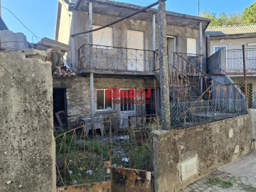 Moradia T0 para Venda em Águas Boas e Forles