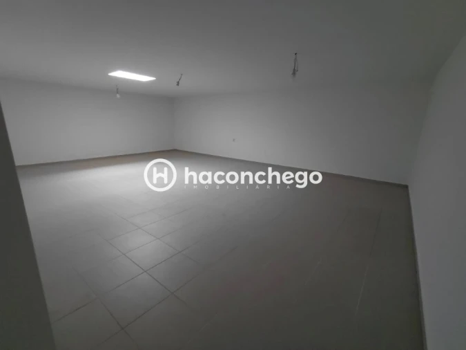 Armazém para Arrendamento em Pousa Foto 9