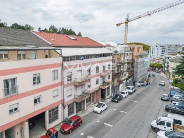 Apartamento T3 para Venda em Braga (São José de São Lázaro e São João do Souto)
