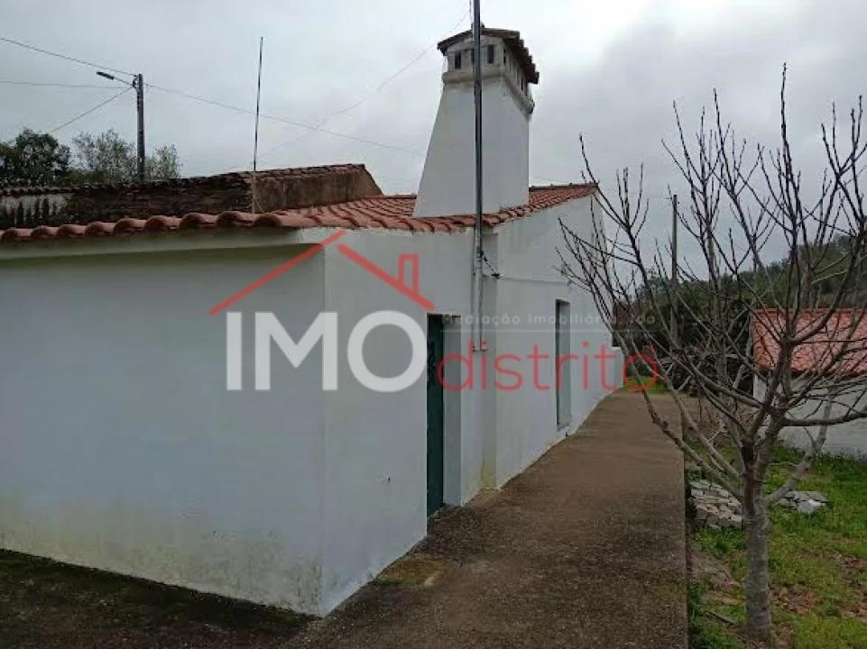 Moradia T2 para Venda em Reguengo e São Julião Foto 3