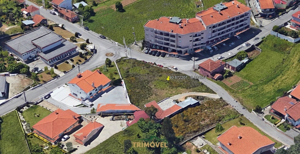 Terreno para Venda em Nogueira do Cravo e Pindelo Foto 2