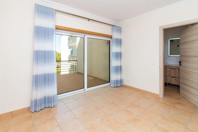 Apartamento T3 para Venda em Albufeira e Olhos de Água Foto 24