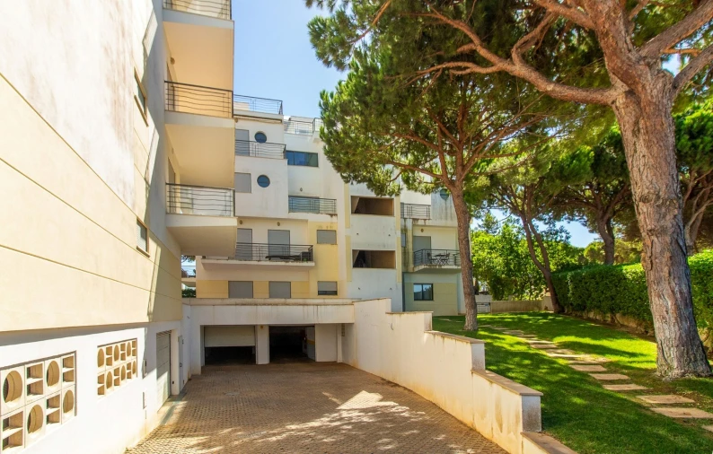 Apartamento T3 para Venda em Albufeira e Olhos de Água Foto 45