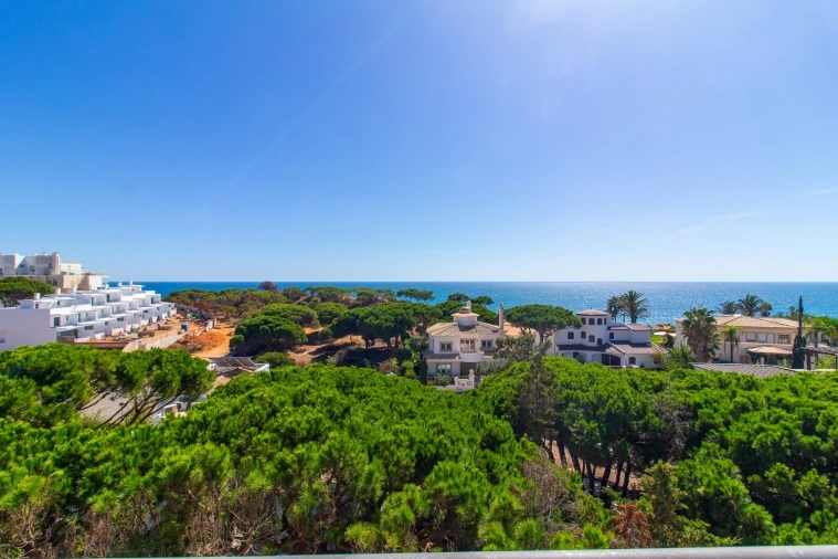 Apartamento T3 para Venda em Albufeira e Olhos de Água Foto 2