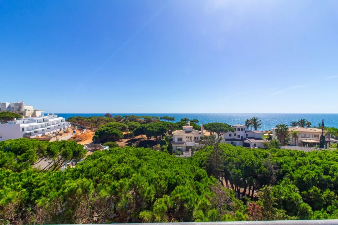 Apartamento T3 para Venda em Albufeira e Olhos de Água Foto 2