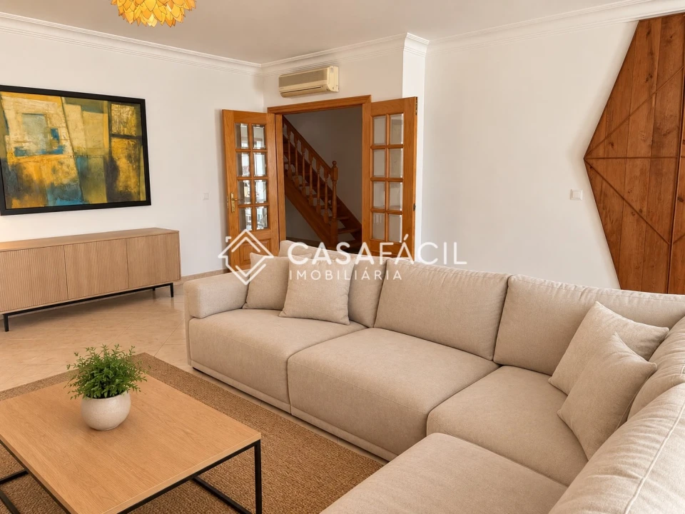 Apartamento T5 para Venda em Alcochete Foto 5
