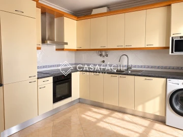 Apartamento T5 para Venda em Alcochete