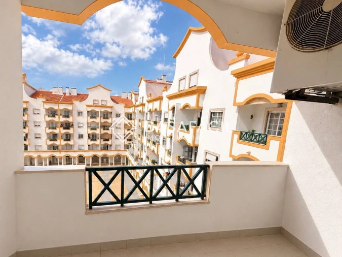 Apartamento T5 para Venda em Alcochete Foto 11