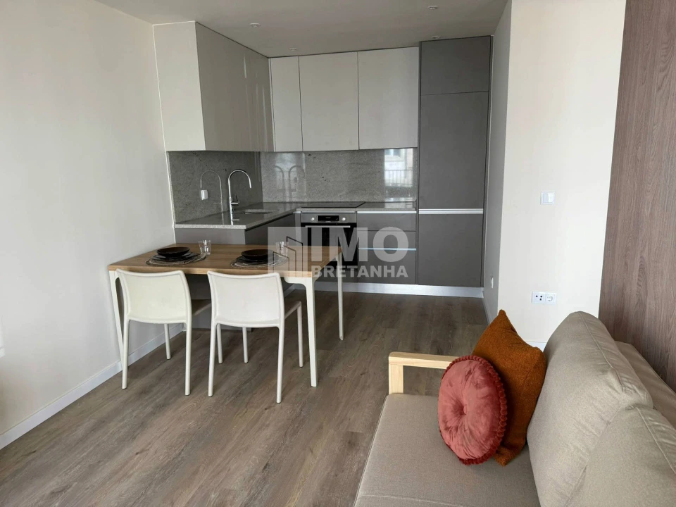 Apartamento T1 para Arrendamento em Covilhã e Canhoso Foto 2