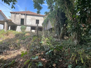 Moradia T3 para Venda em Chaviães e Paços