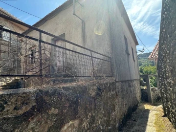 Moradia T3 para Venda em Chaviães e Paços