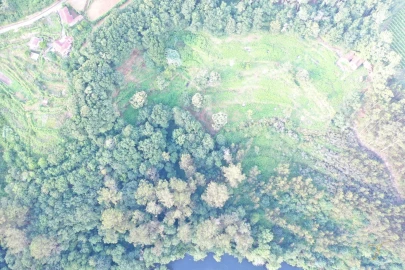 Quinta T0 para Venda em Vila e Roussas