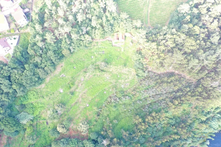 Quinta T0 para Venda em Vila e Roussas Foto 14