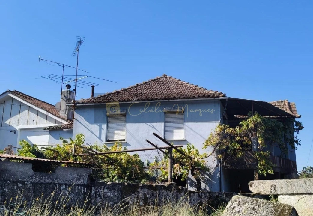 Moradia T2 para Venda em Faíl e Vila Chã de Sá Foto 5