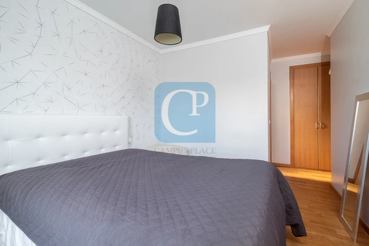 Apartamento T2 para Arrendamento em Lordelo do Ouro e Massarelos Foto 8