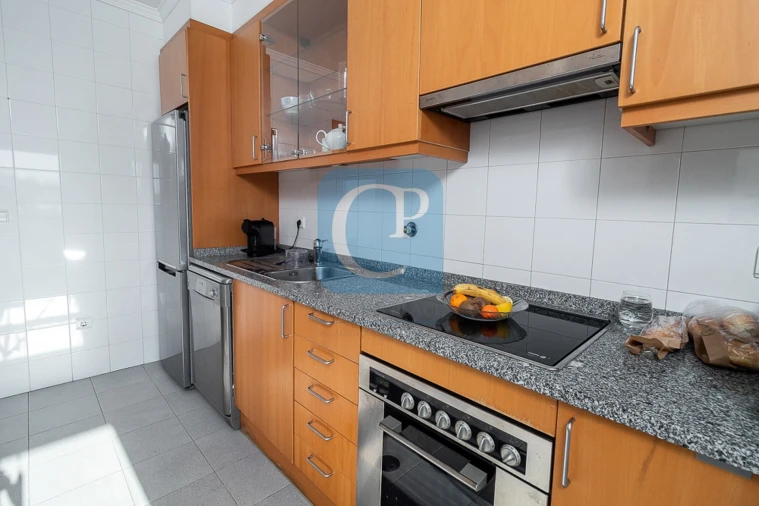 Apartamento T2 para Arrendamento em Lordelo do Ouro e Massarelos Foto 5